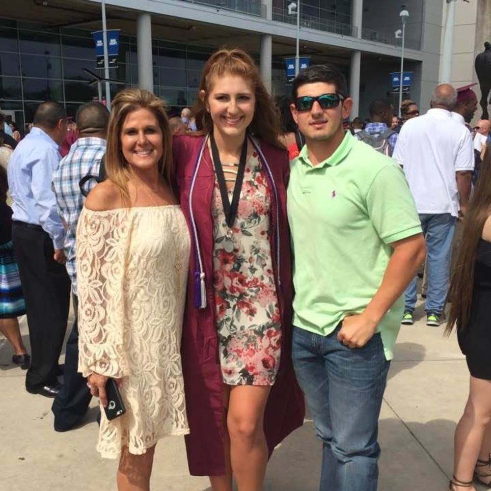 Meet your Posher, Gina